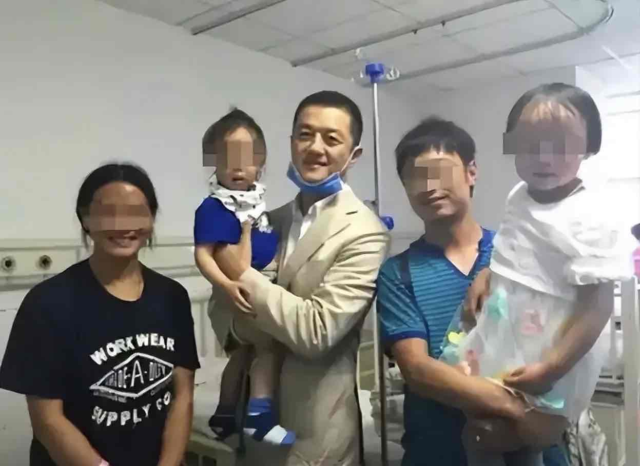 为他人点灯者,不该独行:从李亚鹏与嫣然天使儿童医院看公益温度 为他人点灯者,不该独行:从李亚鹏与嫣然天使儿童医院看公益温度