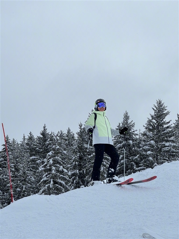 �׾�����ͬ�ѩ�������Ȧ��3000�����ң���ѩ�����ǽ�299Ԫ